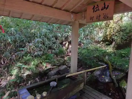 天の岩戸(飛騨一宮水無神社奥宮)の建物その他