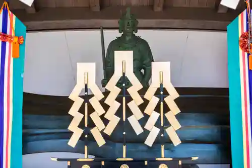 白鷺神社の像