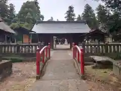 二宮赤城神社の山門