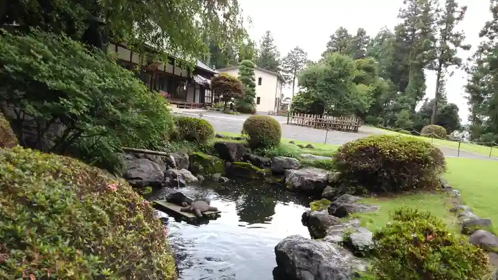 七国山薬王寺の庭園