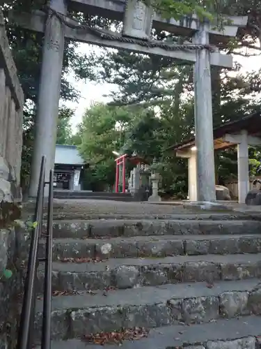 御守殿稲荷神社の鳥居