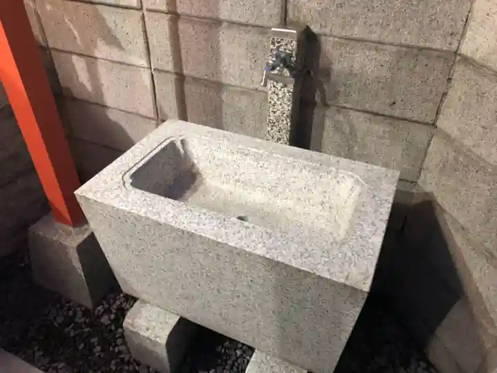 橘稲荷神社の手水舎