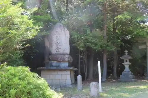 多賀雄神社の建物その他