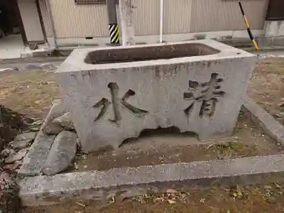 日吉社（大和）の手水舎
