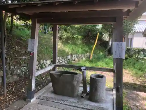 多太神社の手水舎