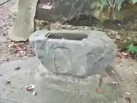 蠶養神社の手水舎