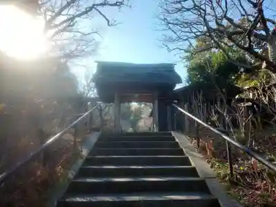 東慶寺の山門・神門