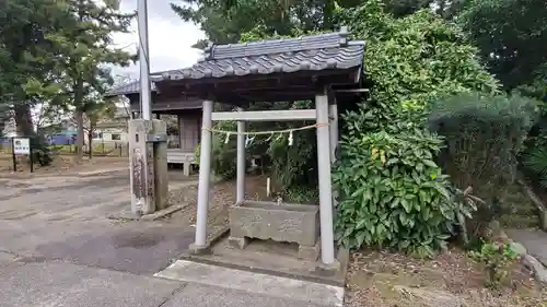 八幡神社の手水舎