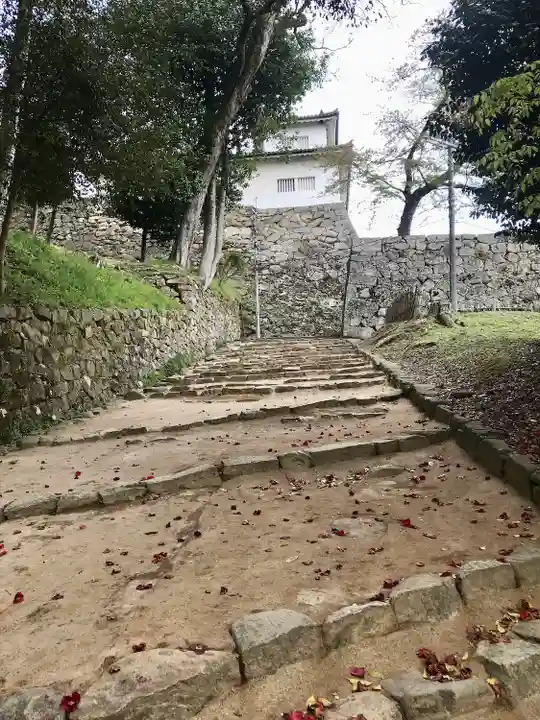 金亀山地蔵尊(滋賀県)