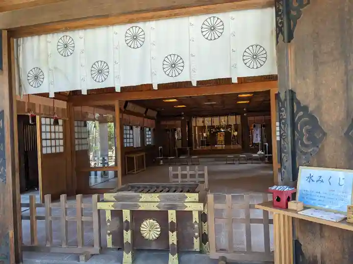 射水神社の本殿・本堂