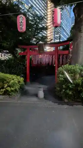 豊川稲荷堂/豊川吒枳尼真天(東京都)