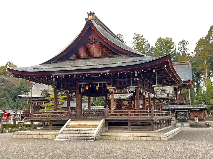 沙沙貴神社の本殿・本堂