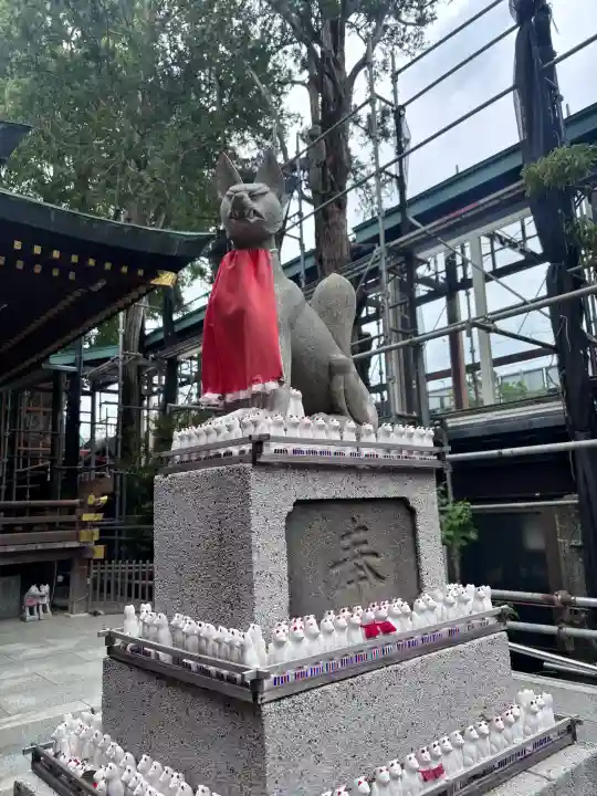 馬橋稲荷神社の{uncategorized: "未分類", other: "その他", undefined: "問題あり", building: "その他建物", grave: "お墓", sacred_gate: "鳥居", guardian: "狛犬", statue: "像", buddha: "仏像", history: "歴史", nature: "自然", garden: "庭園", animal: "動物", pagoda: "塔", temizu: "手水舎", mountain_gate: "山門・神門", sanctuary: "本殿・本堂", subordinate: "末社・摂社", art: "芸術", scenery: "景色", jizo: "地蔵", ema: "絵馬", goshuin: "御朱印", omikuji: "おみくじ", items: "授与品その他", amulet: "お守り", goshuincho: "御朱印帳", eats: "食事", festival: "お祭り", votive_dance: "神楽", shichigosan: "七五三参", wedding: "結婚式", experience: "体験その他", initially: "初詣", around: "周辺", anti_infection: "感染症対策"}