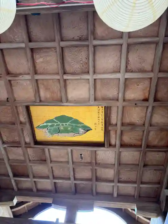 江島神社の{uncategorized: "未分類", other: "その他", undefined: "問題あり", building: "その他建物", grave: "お墓", sacred_gate: "鳥居", guardian: "狛犬", statue: "像", buddha: "仏像", history: "歴史", nature: "自然", garden: "庭園", animal: "動物", pagoda: "塔", temizu: "手水舎", mountain_gate: "山門・神門", sanctuary: "本殿・本堂", subordinate: "末社・摂社", art: "芸術", scenery: "景色", jizo: "地蔵", ema: "絵馬", goshuin: "御朱印", omikuji: "おみくじ", items: "授与品その他", amulet: "お守り", goshuincho: "御朱印帳", eats: "食事", festival: "お祭り", votive_dance: "神楽", shichigosan: "七五三参", wedding: "結婚式", experience: "体験その他", initially: "初詣", around: "周辺", anti_infection: "感染症対策"}