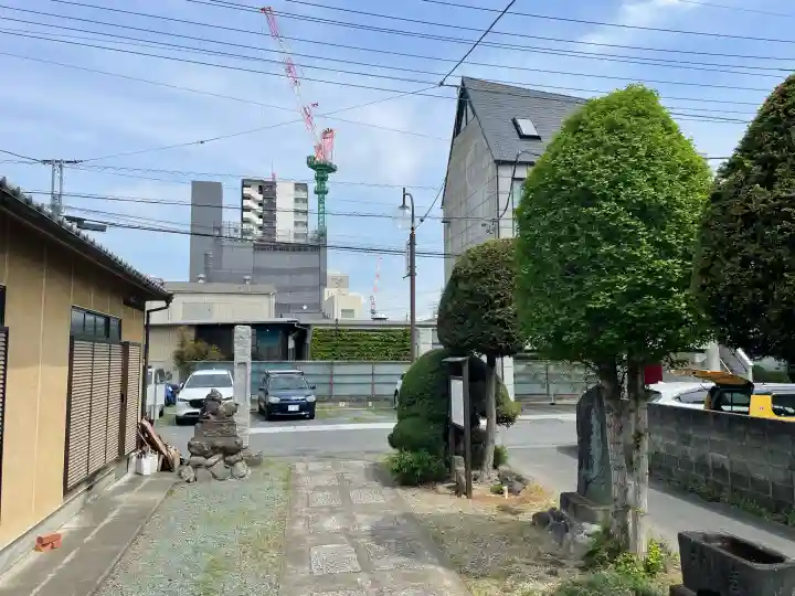 熊谷聖天宮の{uncategorized: "未分類", other: "その他", undefined: "問題あり", building: "その他建物", grave: "お墓", sacred_gate: "鳥居", guardian: "狛犬", statue: "像", buddha: "仏像", history: "歴史", nature: "自然", garden: "庭園", animal: "動物", pagoda: "塔", temizu: "手水舎", mountain_gate: "山門・神門", sanctuary: "本殿・本堂", subordinate: "末社・摂社", art: "芸術", scenery: "景色", jizo: "地蔵", ema: "絵馬", goshuin: "御朱印", omikuji: "おみくじ", items: "授与品その他", amulet: "お守り", goshuincho: "御朱印帳", eats: "食事", festival: "お祭り", votive_dance: "神楽", shichigosan: "七五三参", wedding: "結婚式", experience: "体験その他", initially: "初詣", around: "周辺", anti_infection: "感染症対策"}