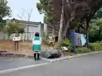 橿原神宮の像