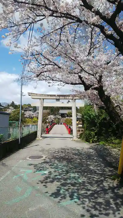 多田神社の鳥居