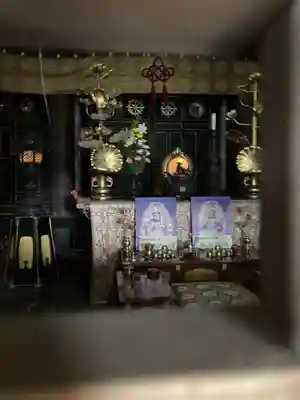 斑鳩寺の本殿・本堂