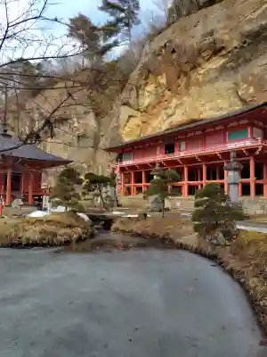達谷西光寺の{uncategorized: "未分類", other: "その他", undefined: "問題あり", building: "その他建物", grave: "お墓", sacred_gate: "鳥居", guardian: "狛犬", statue: "像", buddha: "仏像", history: "歴史", nature: "自然", garden: "庭園", animal: "動物", pagoda: "塔", temizu: "手水舎", mountain_gate: "山門・神門", sanctuary: "本殿・本堂", subordinate: "末社・摂社", art: "芸術", scenery: "景色", jizo: "地蔵", ema: "絵馬", goshuin: "御朱印", omikuji: "おみくじ", items: "授与品その他", amulet: "お守り", goshuincho: "御朱印帳", eats: "食事", festival: "お祭り", votive_dance: "神楽", shichigosan: "七五三参", wedding: "結婚式", experience: "体験その他", initially: "初詣", around: "周辺", anti_infection: "感染症対策"}