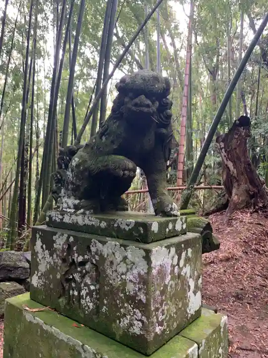 愛宕神社の狛犬