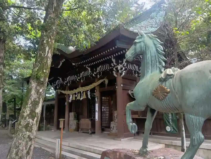 堤治神社の{uncategorized: "未分類", other: "その他", undefined: "問題あり", building: "その他建物", grave: "お墓", sacred_gate: "鳥居", guardian: "狛犬", statue: "像", buddha: "仏像", history: "歴史", nature: "自然", garden: "庭園", animal: "動物", pagoda: "塔", temizu: "手水舎", mountain_gate: "山門・神門", sanctuary: "本殿・本堂", subordinate: "末社・摂社", art: "芸術", scenery: "景色", jizo: "地蔵", ema: "絵馬", goshuin: "御朱印", omikuji: "おみくじ", items: "授与品その他", amulet: "お守り", goshuincho: "御朱印帳", eats: "食事", festival: "お祭り", votive_dance: "神楽", shichigosan: "七五三参", wedding: "結婚式", experience: "体験その他", initially: "初詣", around: "周辺", anti_infection: "感染症対策"}