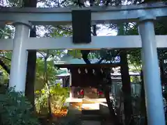 子安稲荷神社の鳥居