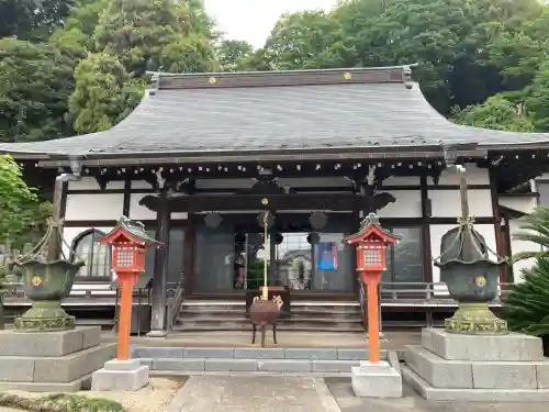 浄流寺の{uncategorized: "未分類", other: "その他", undefined: "問題あり", building: "その他建物", grave: "お墓", sacred_gate: "鳥居", guardian: "狛犬", statue: "像", buddha: "仏像", history: "歴史", nature: "自然", garden: "庭園", animal: "動物", pagoda: "塔", temizu: "手水舎", mountain_gate: "山門・神門", sanctuary: "本殿・本堂", subordinate: "末社・摂社", art: "芸術", scenery: "景色", jizo: "地蔵", ema: "絵馬", goshuin: "御朱印", omikuji: "おみくじ", items: "授与品その他", amulet: "お守り", goshuincho: "御朱印帳", eats: "食事", festival: "お祭り", votive_dance: "神楽", shichigosan: "七五三参", wedding: "結婚式", experience: "体験その他", initially: "初詣", around: "周辺", anti_infection: "感染症対策"}