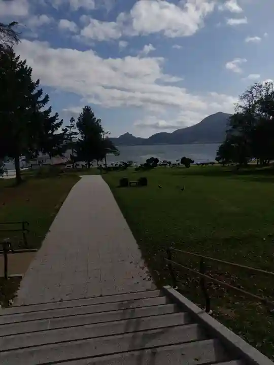 神社(洞爺湖中の島)の景色