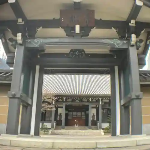 青松寺の山門