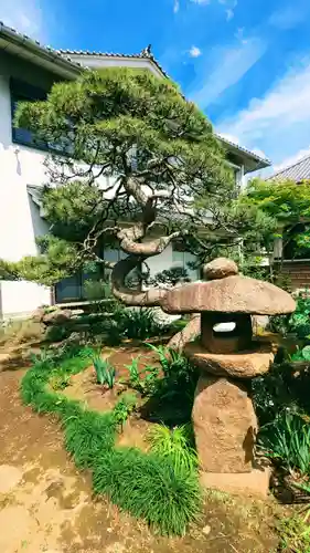 感通寺の庭園