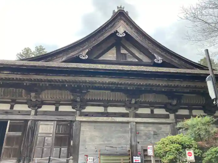 常樂寺の本殿・本堂