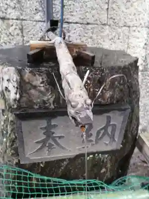 熊野神社の手水舎