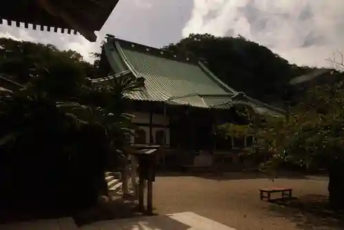 光明寺の本殿・本堂