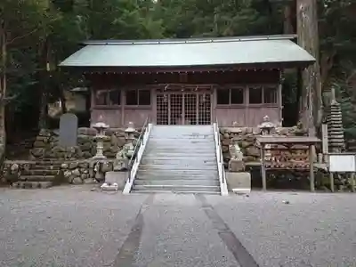 國津神社の本殿・本堂