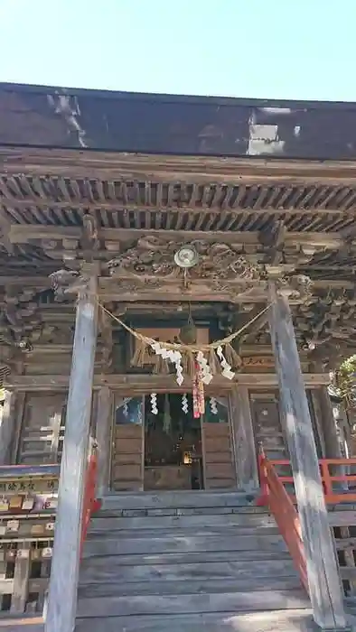 榮神社の本殿