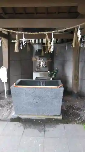 八幡朝見神社の手水舎