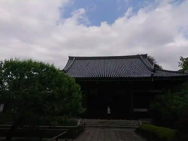 宝珠山 観泉寺の本殿・本堂