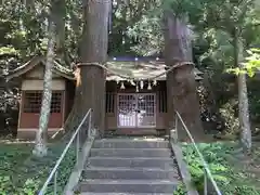下立松原神社の建物その他