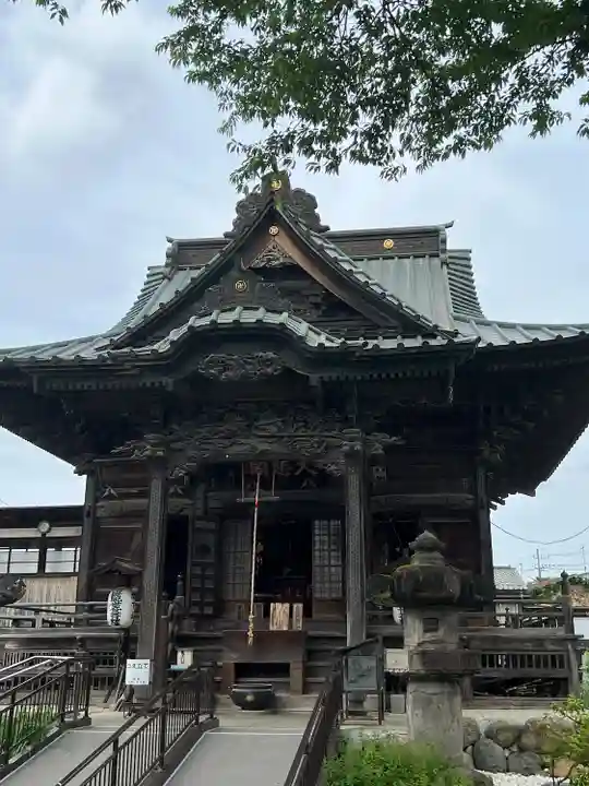 秩父札所十三番 慈眼寺の本殿・本堂