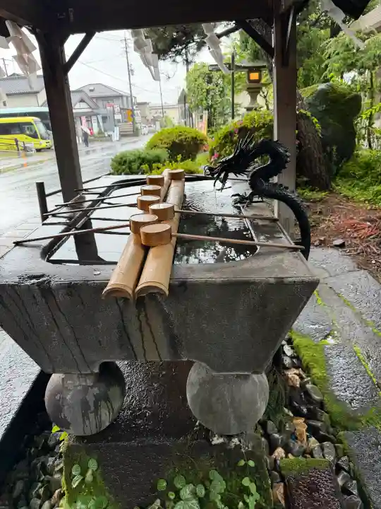 諏訪大社下社春宮(長野県)