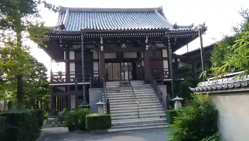 天然寺の本殿・本堂