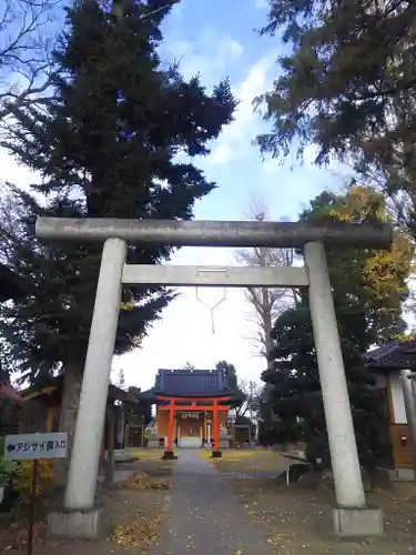 足立神社の鳥居