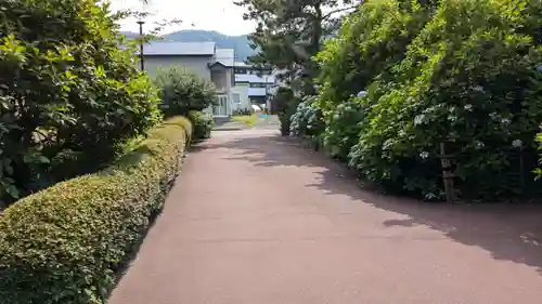 常住寺の庭園