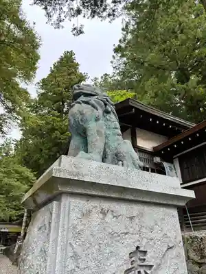 諏訪大社下社春宮(長野県)