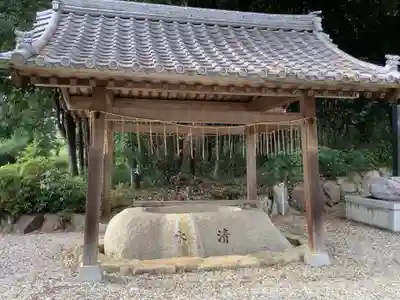 八幡社の手水舎