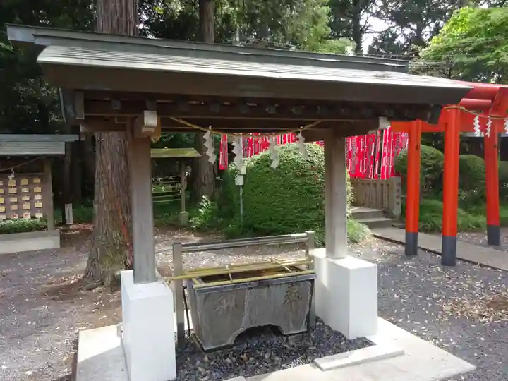 諏訪神社の手水舎