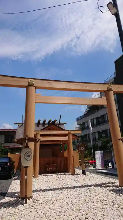 【閉業】小石川大神宮の鳥居