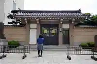 蓮香院の山門・神門