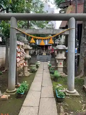 高円寺氷川神社の鳥居