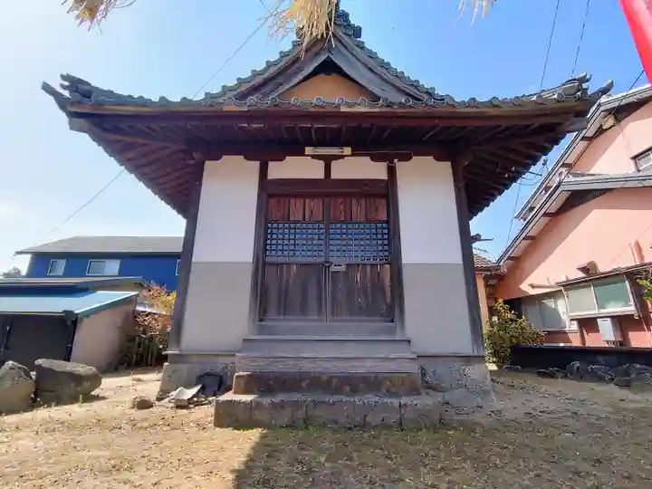 稲荷神社(竹島町)の本殿・本堂